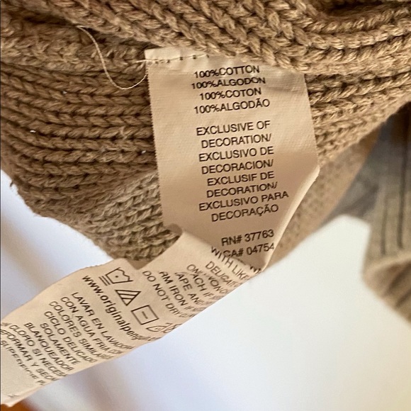 Penguin Sweater - Picture 3 of 4